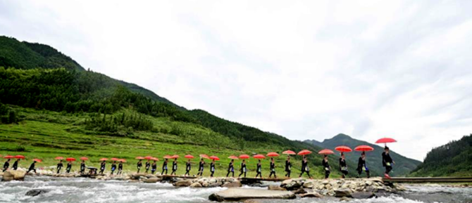 “賞三百河山水，醉壯鄉(xiāng)風(fēng)情”——跳水節(jié)