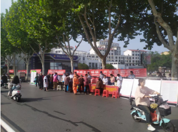 潁泉區(qū)組織開(kāi)展第14個(gè)愛(ài)國(guó)衛(wèi)生法治 宣傳周活動(dòng)