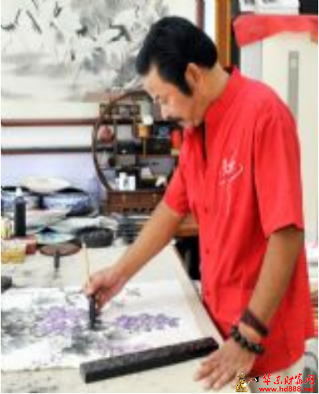 筆墨凝山河 鷹姿鑄風骨 ——記當代書畫家劉振武的藝術人生