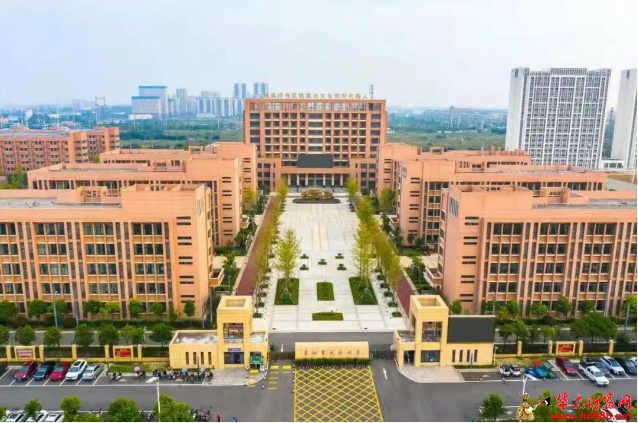 安徽省阜陽市成效教育集團(tuán)2025年高中教師、優(yōu)秀人才招賢榜