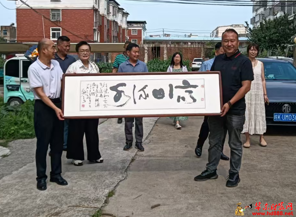 文心相印傳薪火  田園雅集頌詩情 ——阜陽市朗誦協(xié)會走訪慰問著名詩人梁如云夫婦
